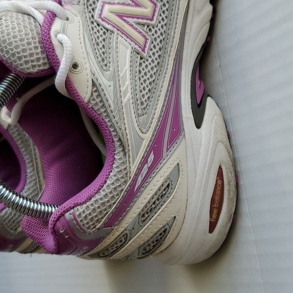 New Balance Abzorb Technology Athletic Shoes WR425SWP Size 9 - Picture 4 of 8